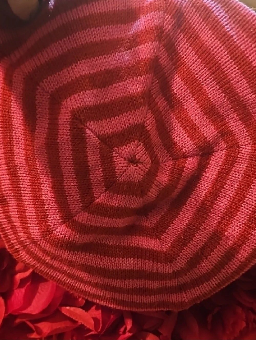 American Girl NWOT Girls Pink and Red Striped Knit Beret with Star Accent